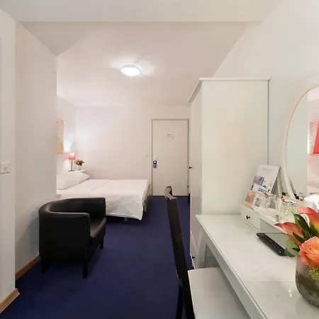 Hotel Hirschen 3*
