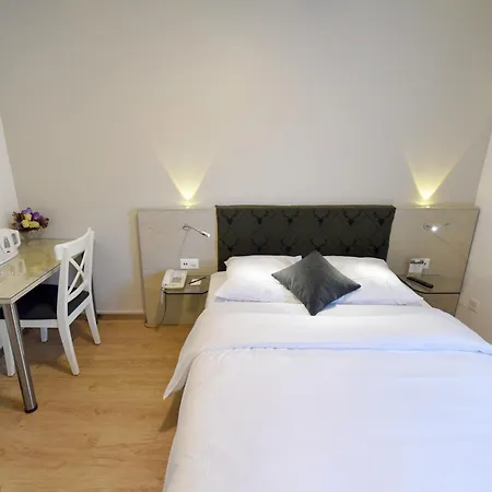 Hotel Hirschen 3*