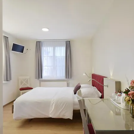 Hotel Hirschen 3*