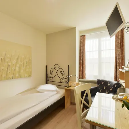 ヒルシェン 3* チューリッヒ